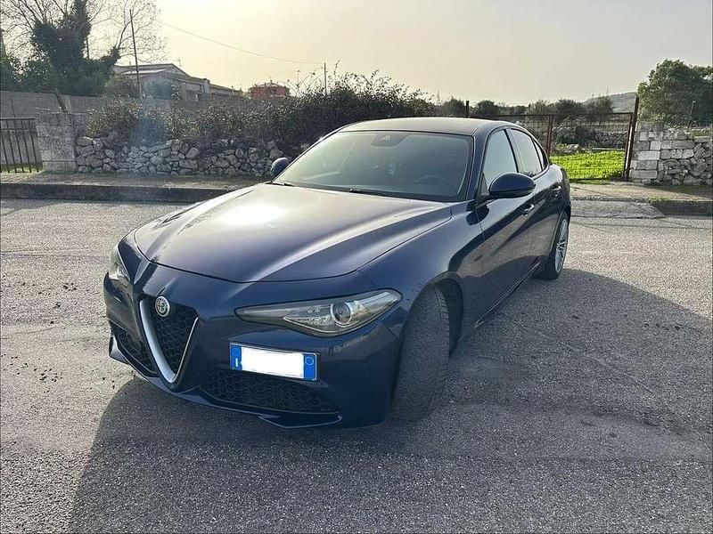 Usata Alfa Romeo Giulia Super 179 CV (131 kW) 2016 Berlina