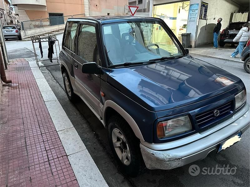 Usata Suzuki Vitara 87 CV (63 kW) 2004 Blu SUV