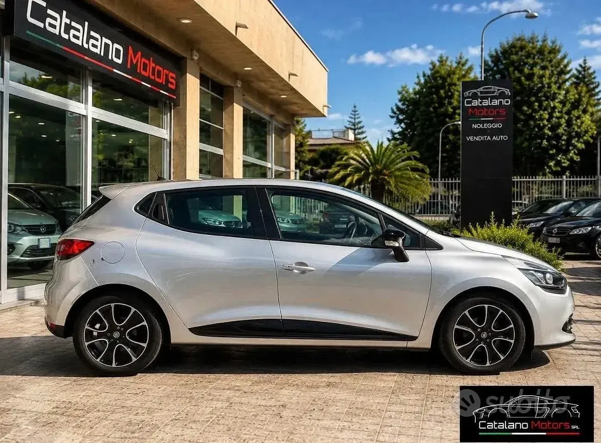 Usata Renault Clio IV 90 CV (66 kW) 2015 Grigio Berlina