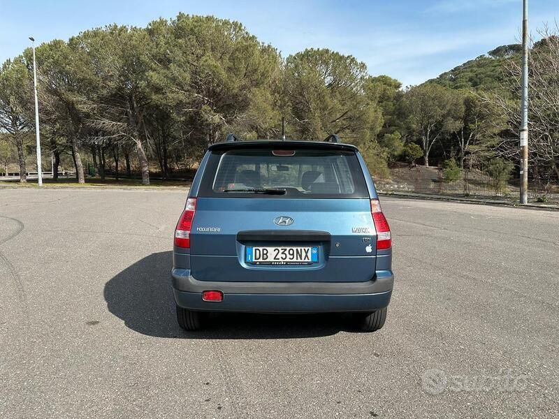 Usata Hyundai Matrix Style 110 CV (80 kW) 2006 Blu/azzurro Monovolume