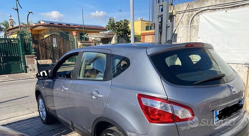 Usata Nissan Qashqai Tekna 110 CV (80 kW) 2012 Grigio SUV