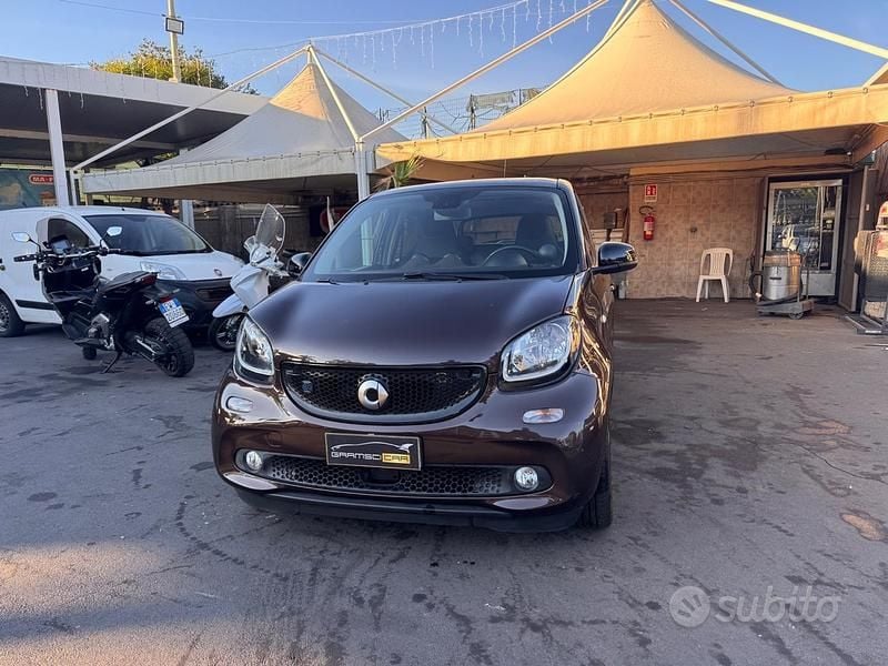 Marrone Usata 2019 Smart ForFour Electric Drive Prime Berlina | 9990 € (Buon prezzo) - Immagine 1/4