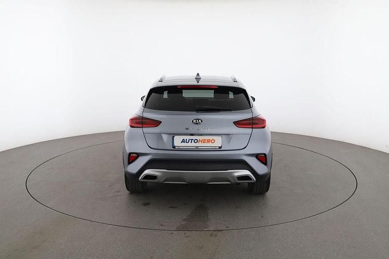 Usata Kia XCeed 160 CV (117 kW) 2021 Argento SUV