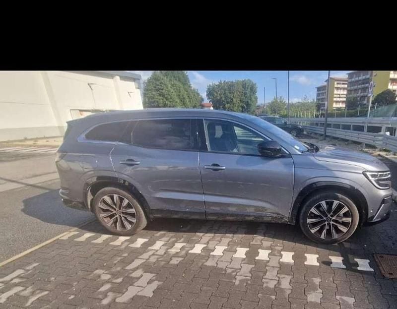 Usata Renault Espace 199 CV (146 kW) 2025 Grigio SUV
