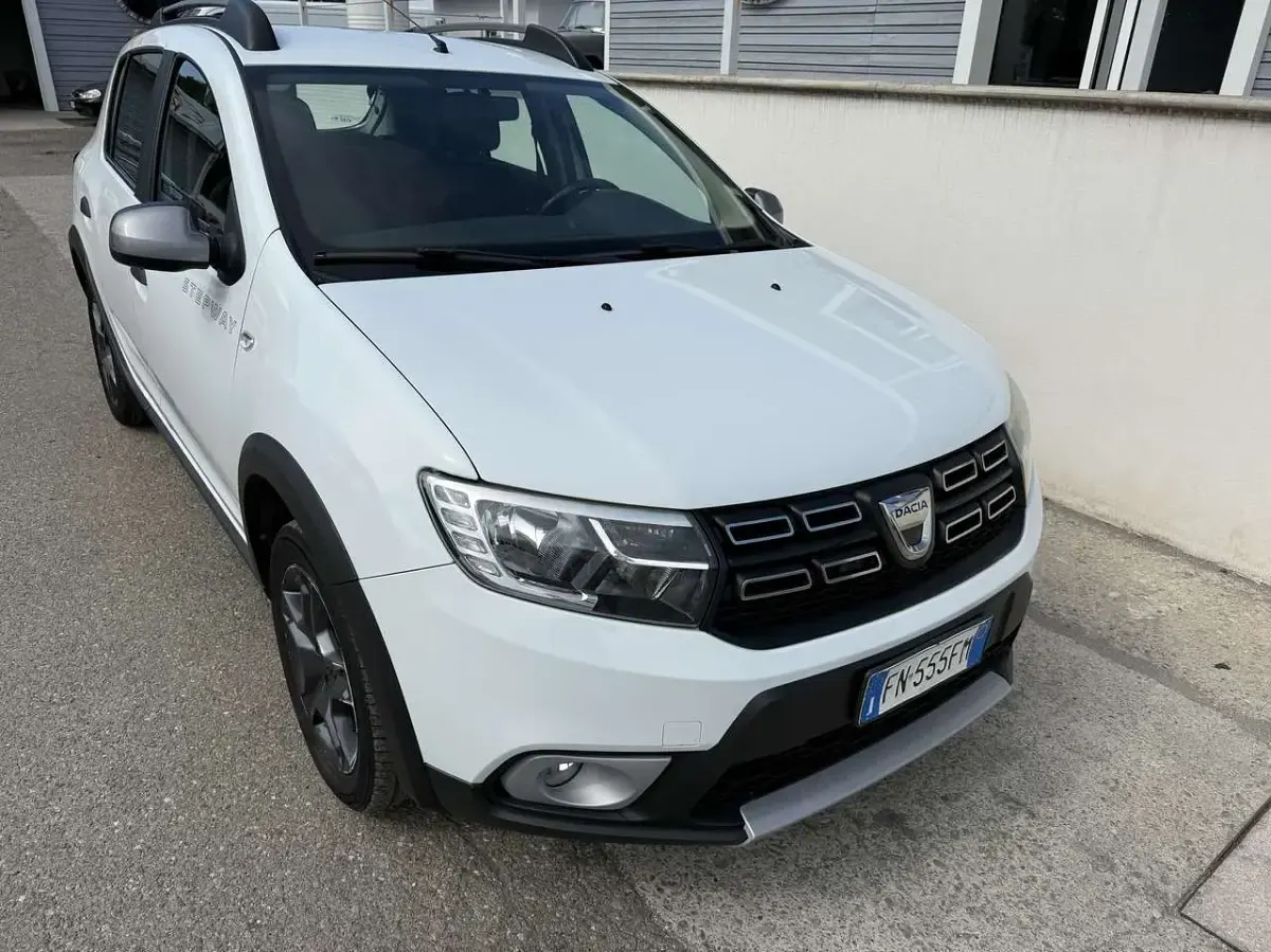Usata Dacia Sandero Ambiance 90 CV (66 kW) 2019 Other Berlina