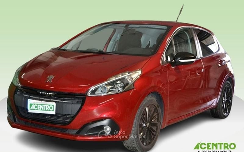 Usata Peugeot 208 Allure 82 CV (60 kW) 2018 Rosso Utilitaria