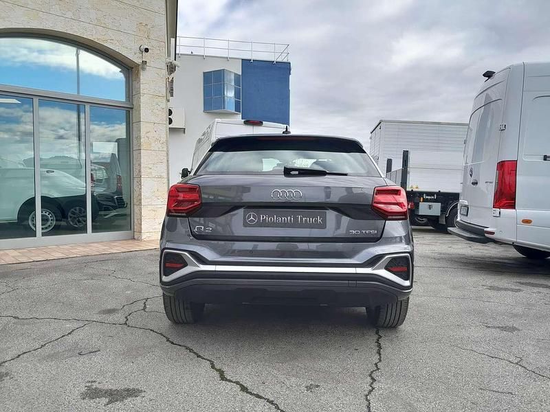 Usata Audi Q2 S-Line 110 CV (80 kW) 2021 Grigio SUV