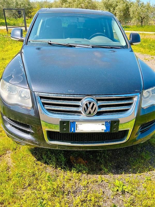 Usata VW Touareg 174 CV (127 kW) 2008 Nero SUV