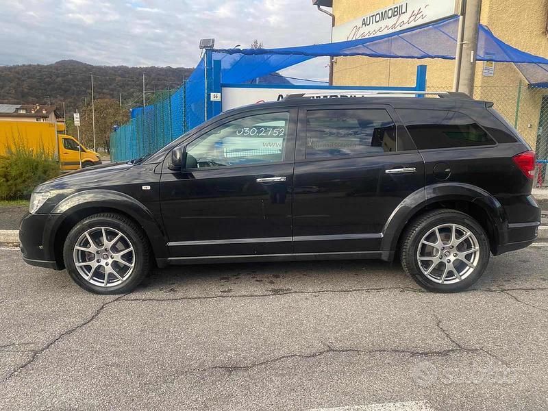 Usata Fiat Freemont 170 CV (125 kW) 2012 Nero metallizzato SUV