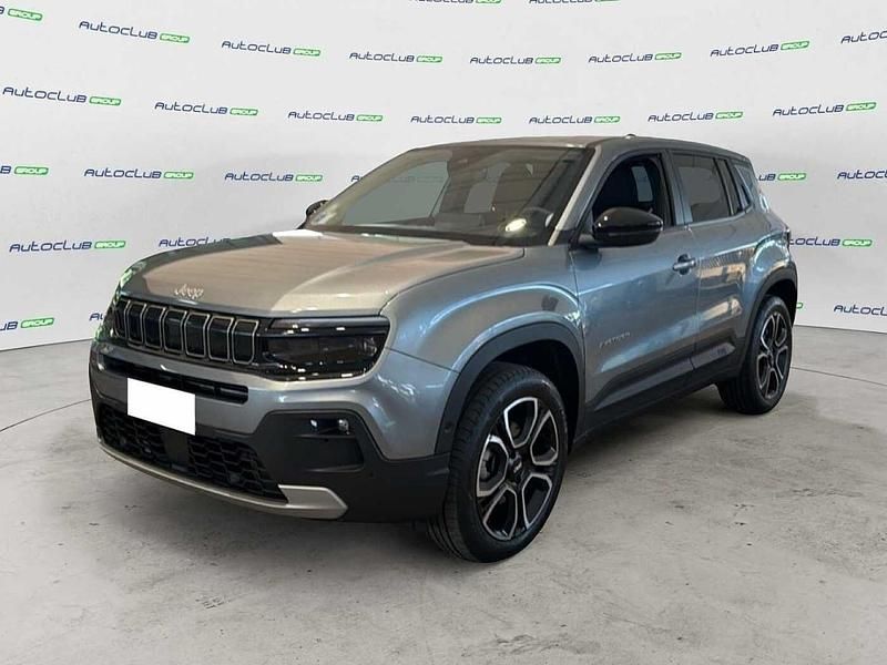 Grigio Usata 2025 Jeep Avenger Summit SUV | 25.900 € (Buon prezzo) - Immagine 1/4