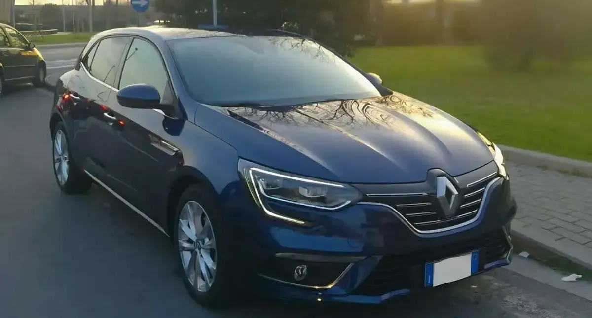 Usata Renault Mégane Intens 110 CV (80 kW) 2016 Berlina