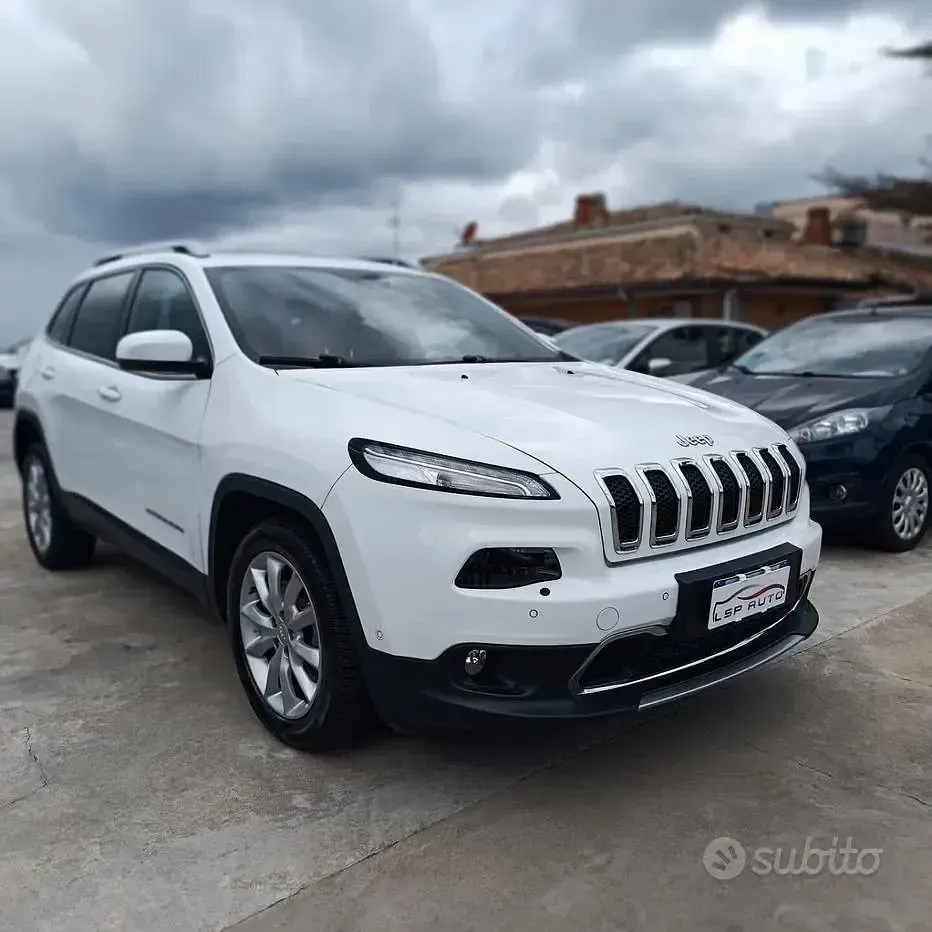 Usata Jeep Cherokee 140 CV (102 kW) 2014 Bianco SUV