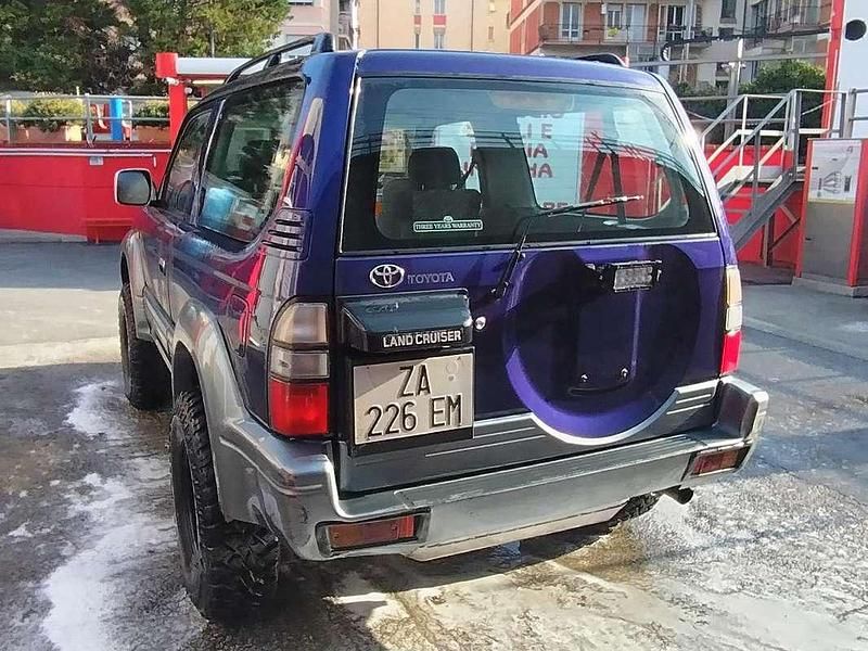 Usata Toyota Land Cruiser 125 CV (91 kW) 1998 Blu/azzurro SUV