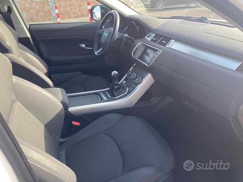 Usata Land Rover Range Rover evoque 150 CV (110 kW) 2018 Bianco SUV