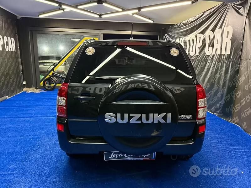 Usata Suzuki Grand Vitara 129 CV (94 kW) 2009 Nero SUV
