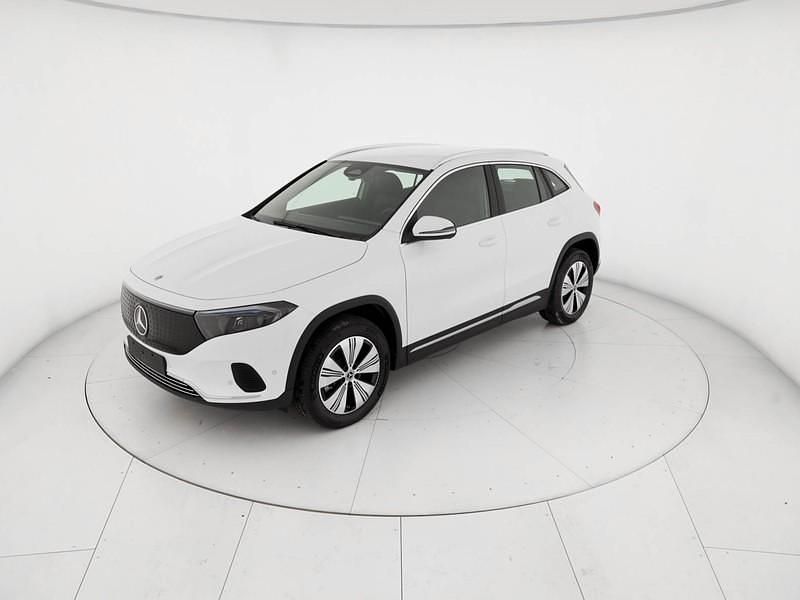 Nuova Mercedes EQA250+ Advanced 139 kW (190 CV) 2026 Bianco SUV