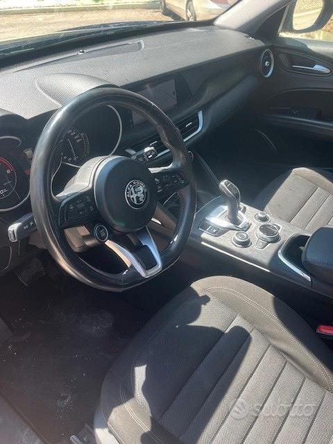 Usata Alfa Romeo Stelvio 160 CV (117 kW) 2021 Blu SUV