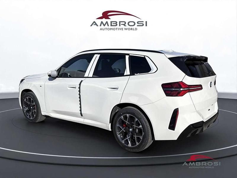 Nuova BMW X3 Comfort Edition 208 CV (152 kW) 2026 Alpin white pastello SUV