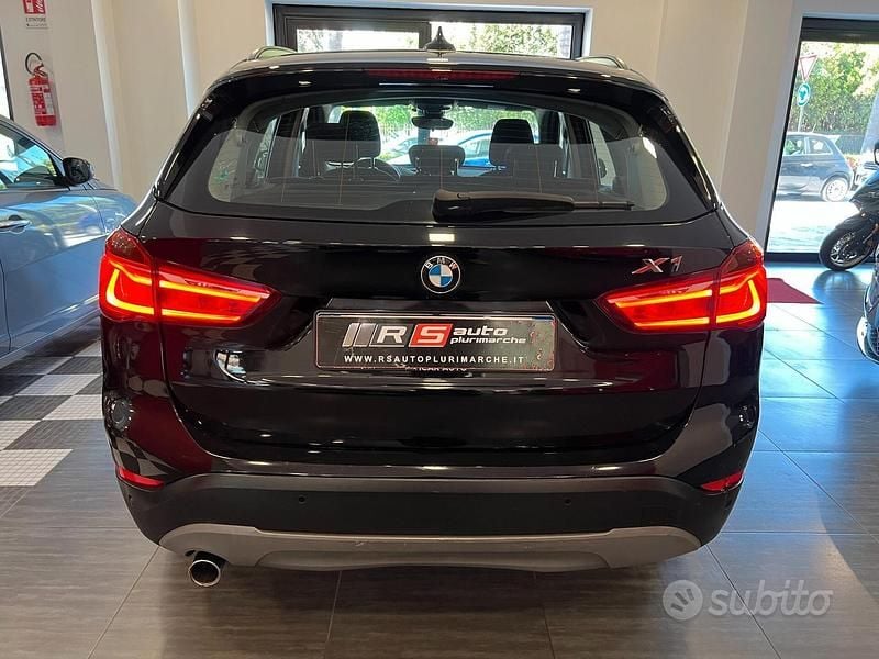 Usata BMW X1 Advantage 116 CV (85 kW) 2018 Nero SUV