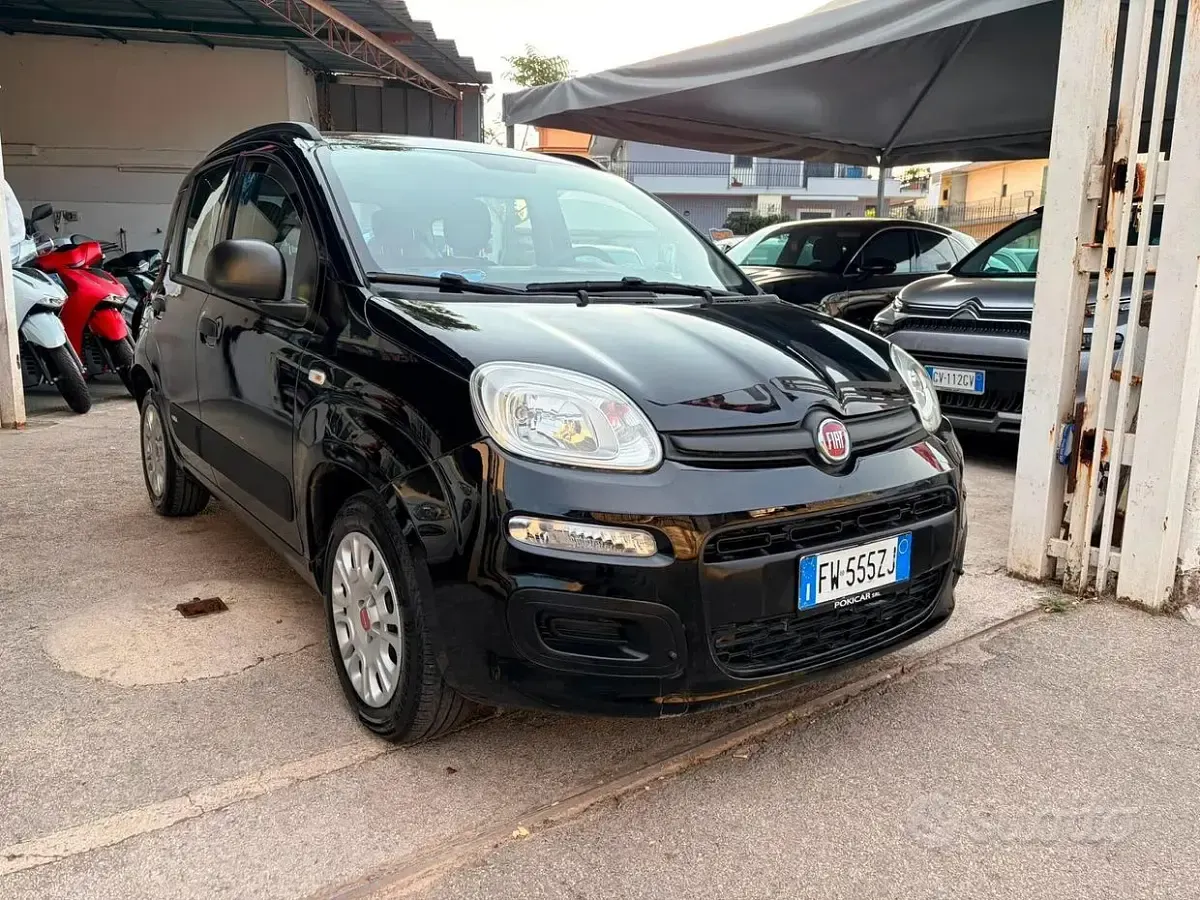 Usata Fiat Panda 69 CV (50 kW) 2019 Nero Utilitaria