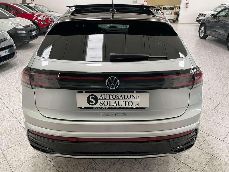 Usata VW Taigo R-line 150 CV (110 kW) 2024 Argento SUV