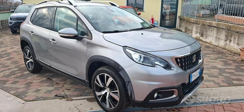 Usata Peugeot 2008 Crossway 120 CV (88 kW) 2018 Grigio SUV