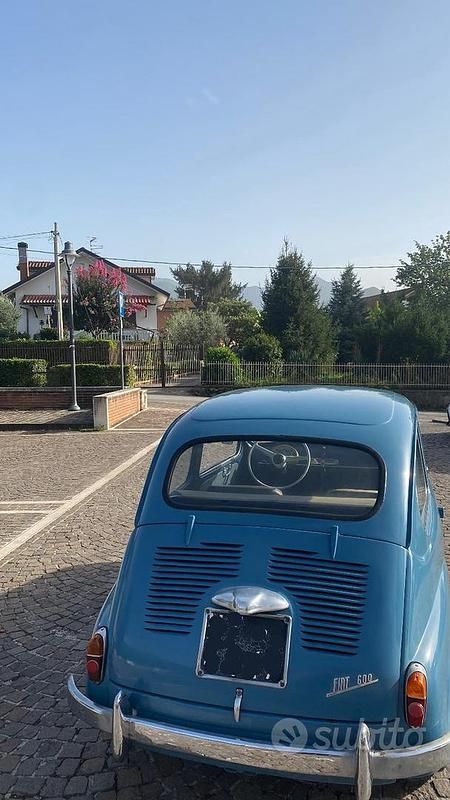 Usata Fiat 600D 1950 Blu Utilitaria