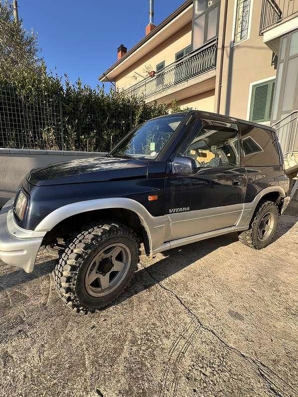 Usata Suzuki Vitara 95 CV (69 kW) 1997 SUV