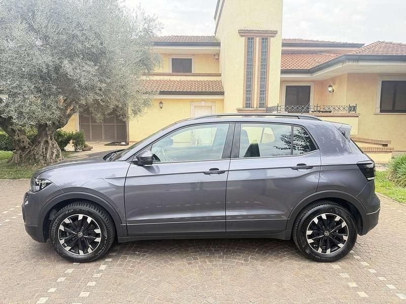 Usata VW T-Cross Style 95 CV (69 kW) 2022 Grigio SUV