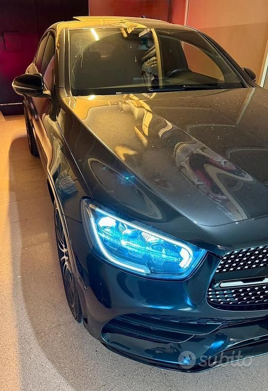 Usata Mercedes GLC300 2019 Nero Coupé