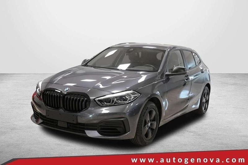 Grigio Usata 2021 BMW 116 Advantage Due volumi | 20.600 € (Buon prezzo) - Immagine 1/4