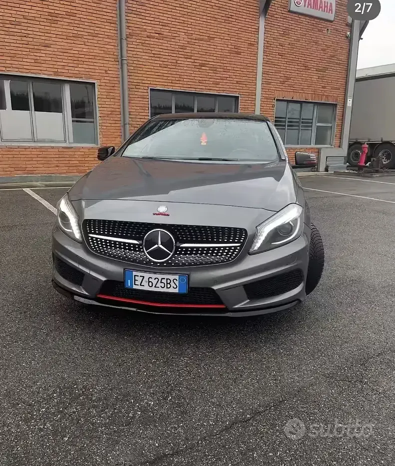 Usata Mercedes A200 Edition 136 CV (100 kW) 2015 Grigio Utilitaria