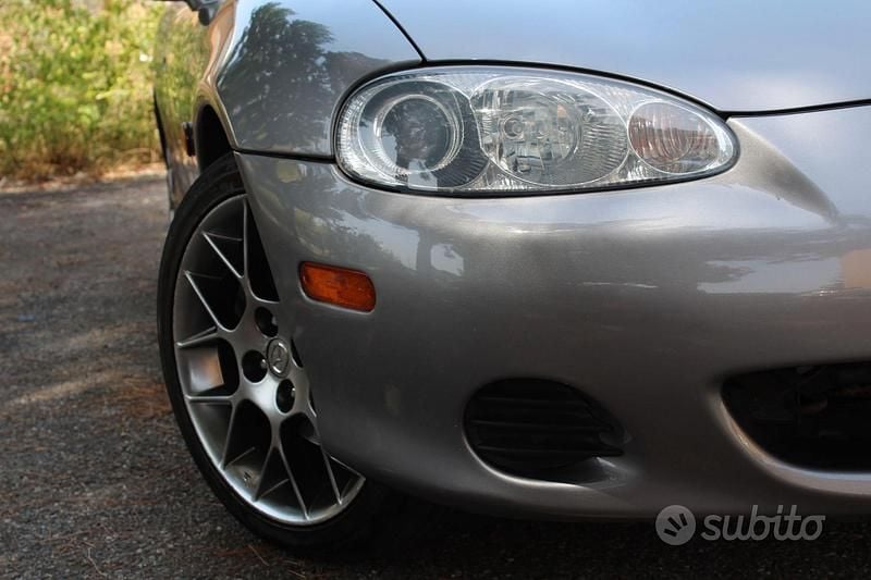 Usata Mazda MX5 146 CV (107 kW) 2004 Cabrio