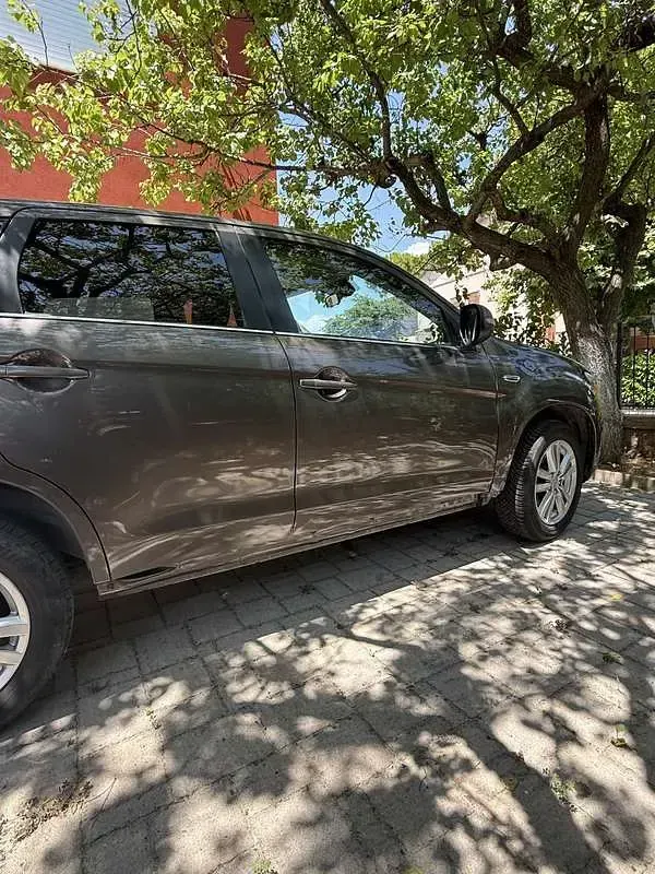 Usata Mitsubishi ASX Invite 117 CV (86 kW) 2013 SUV