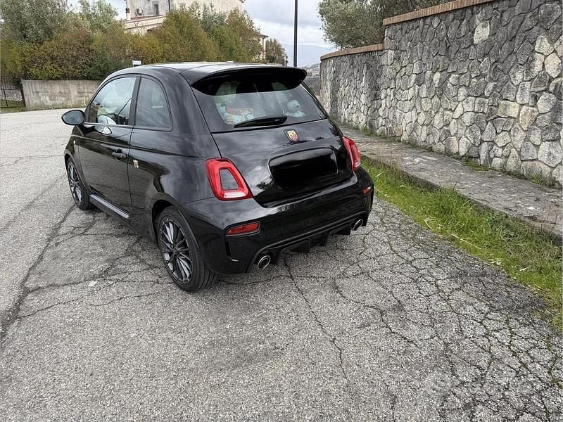 Usata Abarth 595 165 CV (121 kW) 2023 Nero Utilitaria