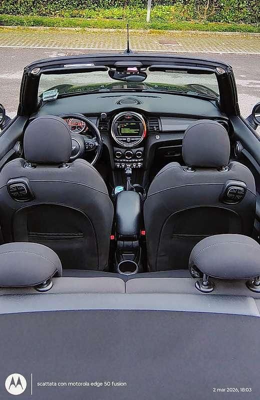 Usata Mini Cooper Cabriolet 136 CV (100 kW) 2018 Cabrio