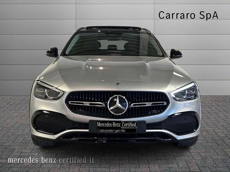 Usata Mercedes C220 200 CV (147 kW) 2024 Argento metallizzato Station wagon