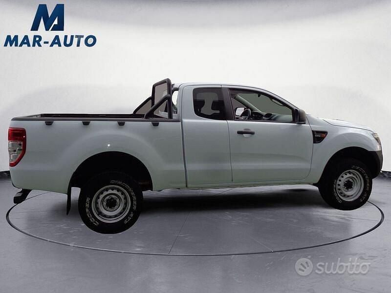 Usata Ford Ranger XL 150 CV (110 kW) 2015 Bianco Pick-up