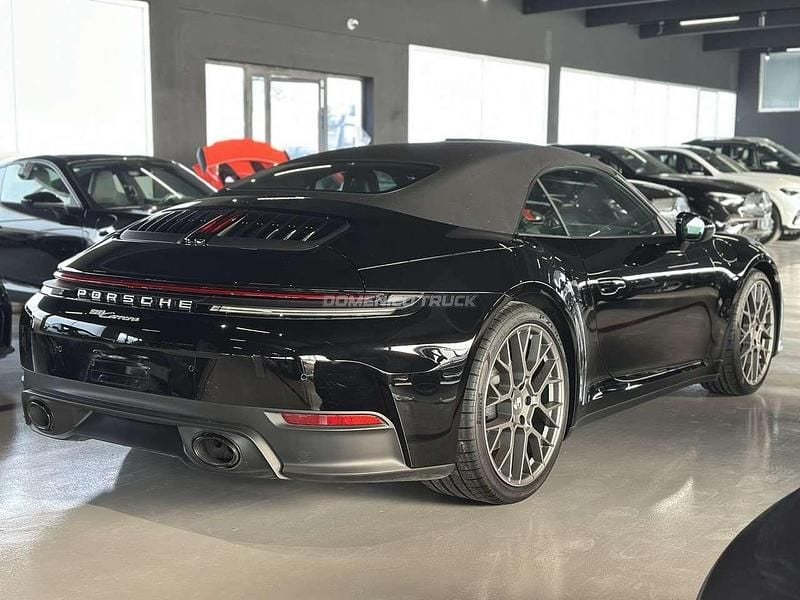Usata Porsche 911 Carrera Cabriolet 394 CV (289 kW) 2025 Nero Cabrio