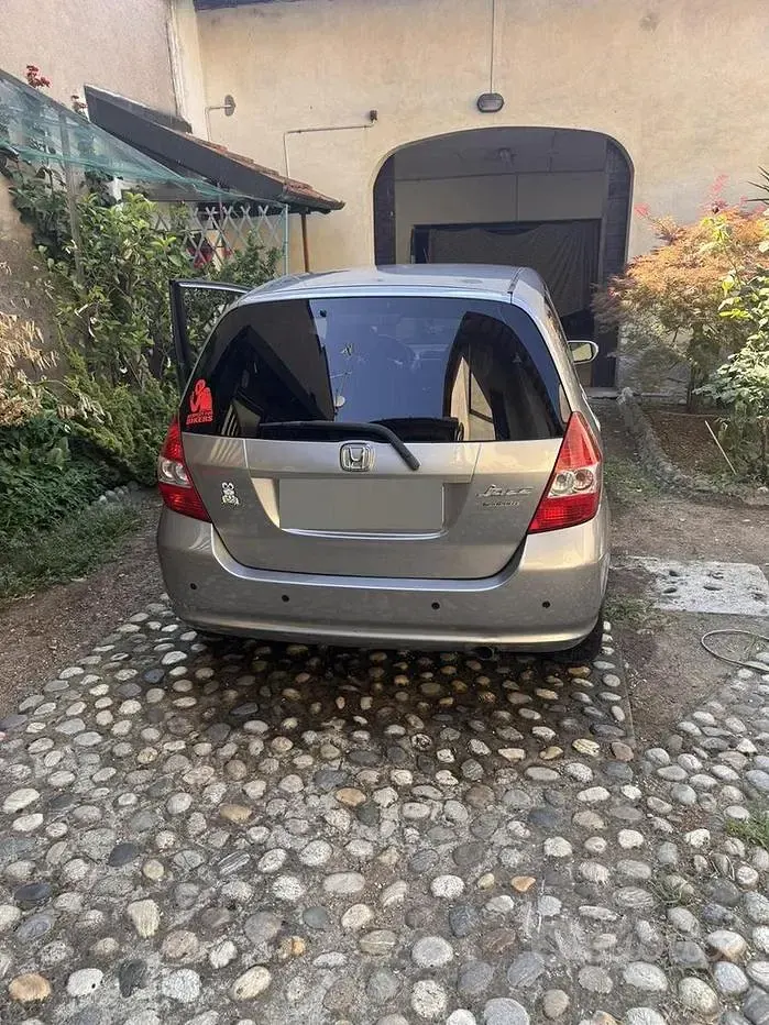 Usata Honda Jazz 83 CV (61 kW) 2004 Grigio Utilitaria