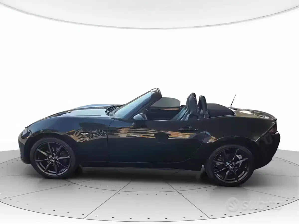 Usata Mazda MX5 Exceed 160 CV (117 kW) 2017 Nero Cabrio