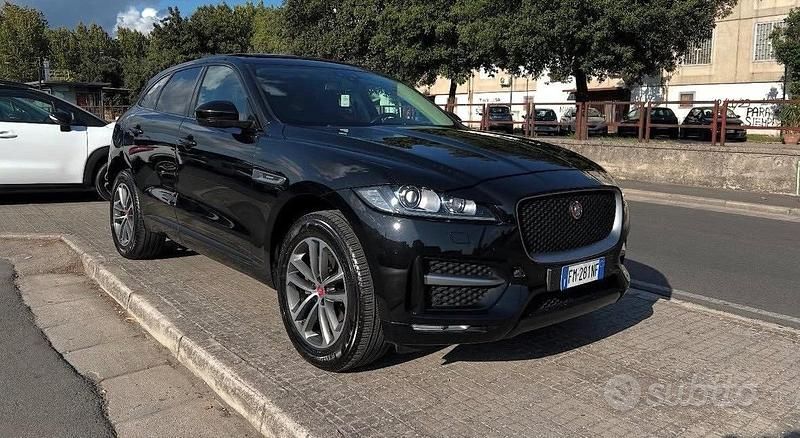 Usata Jaguar F-Pace R-Sport 180 CV (132 kW) 2018 Nero SUV
