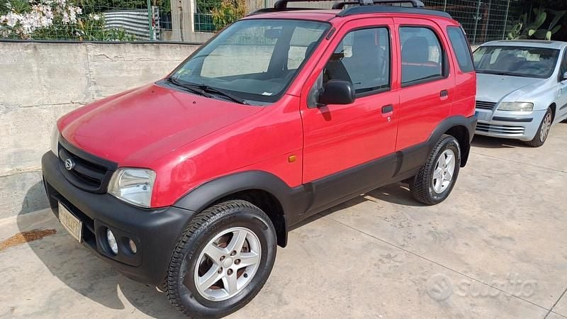 Usata Daihatsu Terios 86 CV (63 kW) 2005 Rosso SUV
