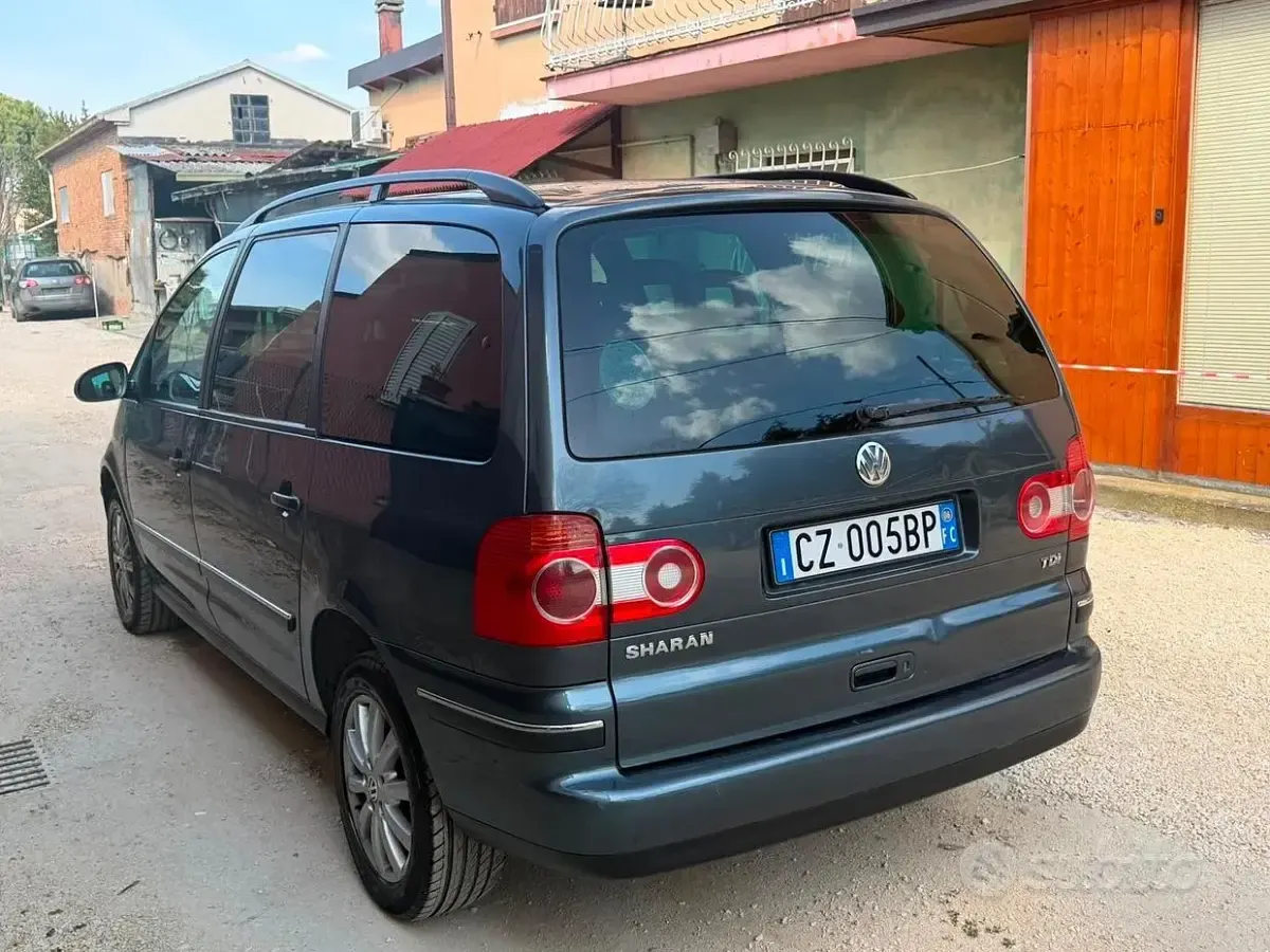 Usata VW Sharan 140 CV (102 kW) 2006 Nero Monovolume