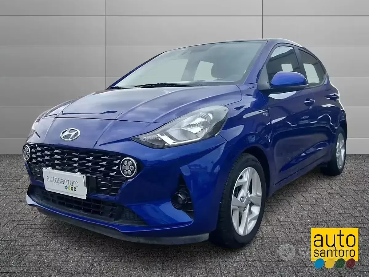 Usata Hyundai i10 67 CV (49 kW) 2024 Blu Utilitaria