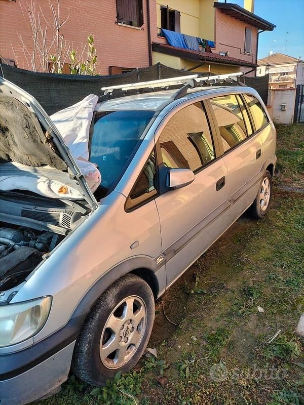 Usata Opel Zafira 2000 Monovolume