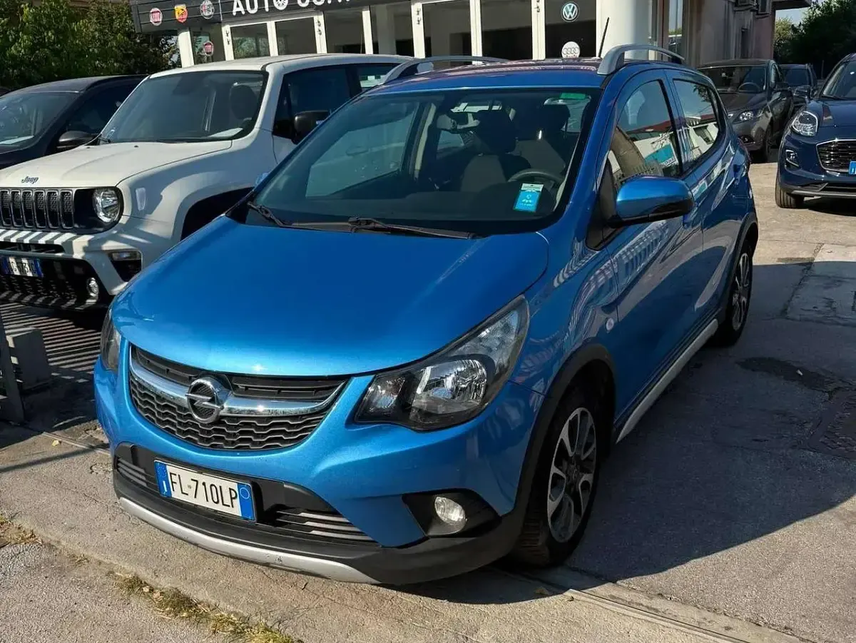 Usata Opel Karl Rocks 73 CV (53 kW) 2018 Blu/azzurro Utilitaria