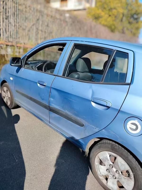 Usata Kia Picanto 2005 Blu Utilitaria