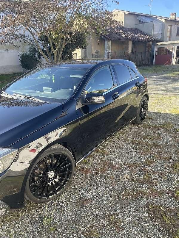 Usata Mercedes A200 136 CV (100 kW) 2017 Berlina