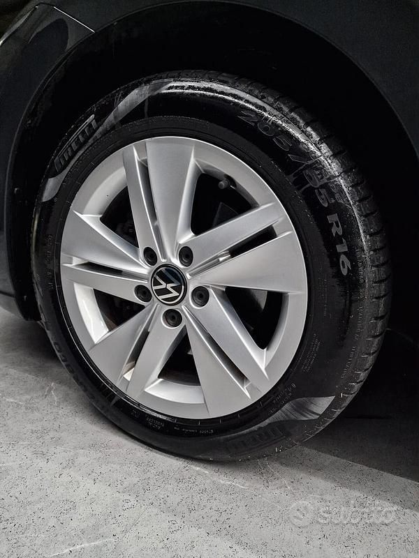 Usata VW Golf VII Life 115 CV (84 kW) 2021 Grigio Utilitaria